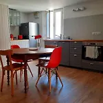 Duplex Dans Le Coeur Historique De Guérande